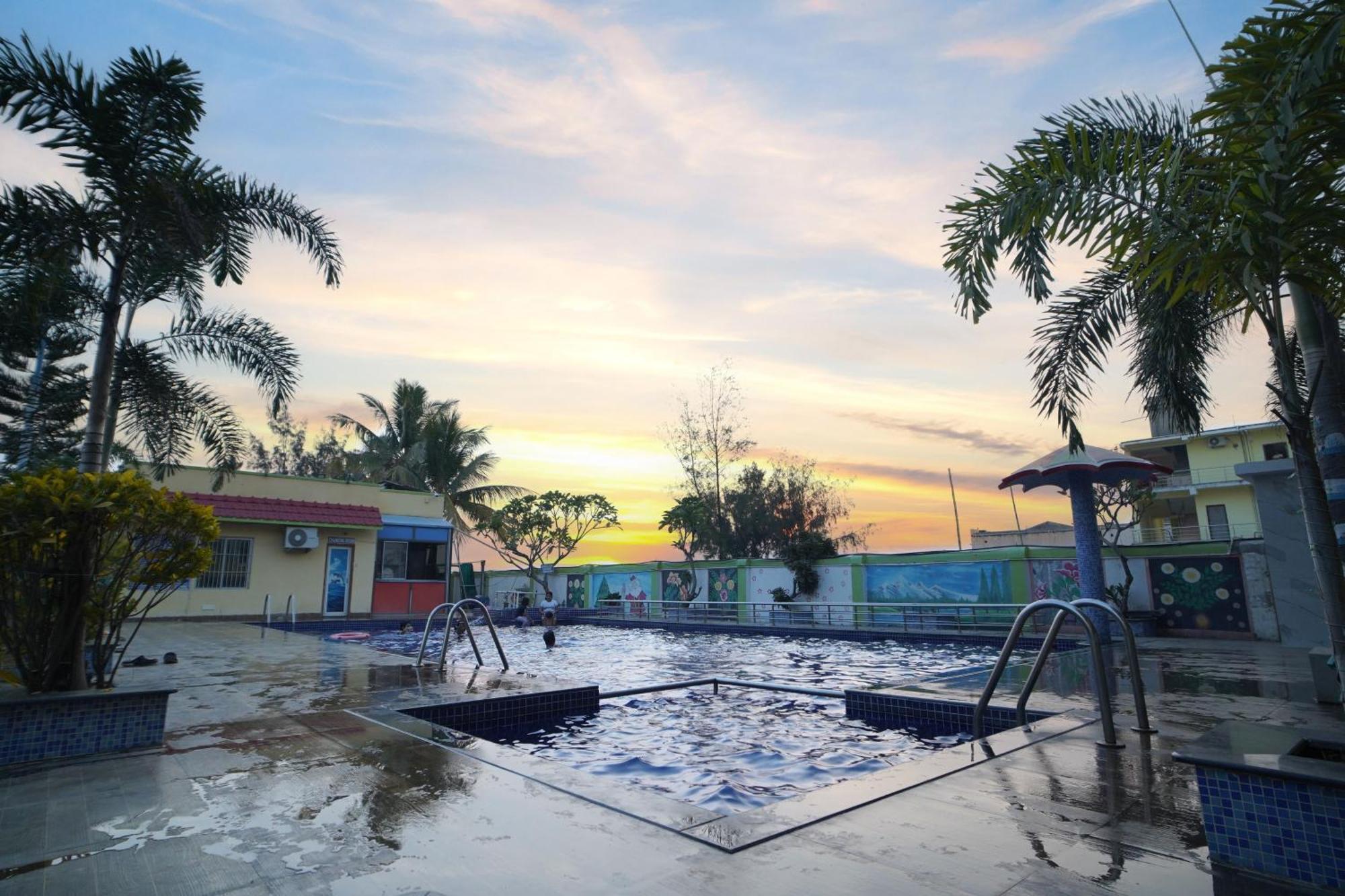 Marino Beach Resort Mandarmani Bagian luar foto
